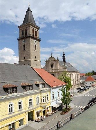 Stadthotel Schwerterbraeu يودنبورغ المظهر الخارجي الصورة