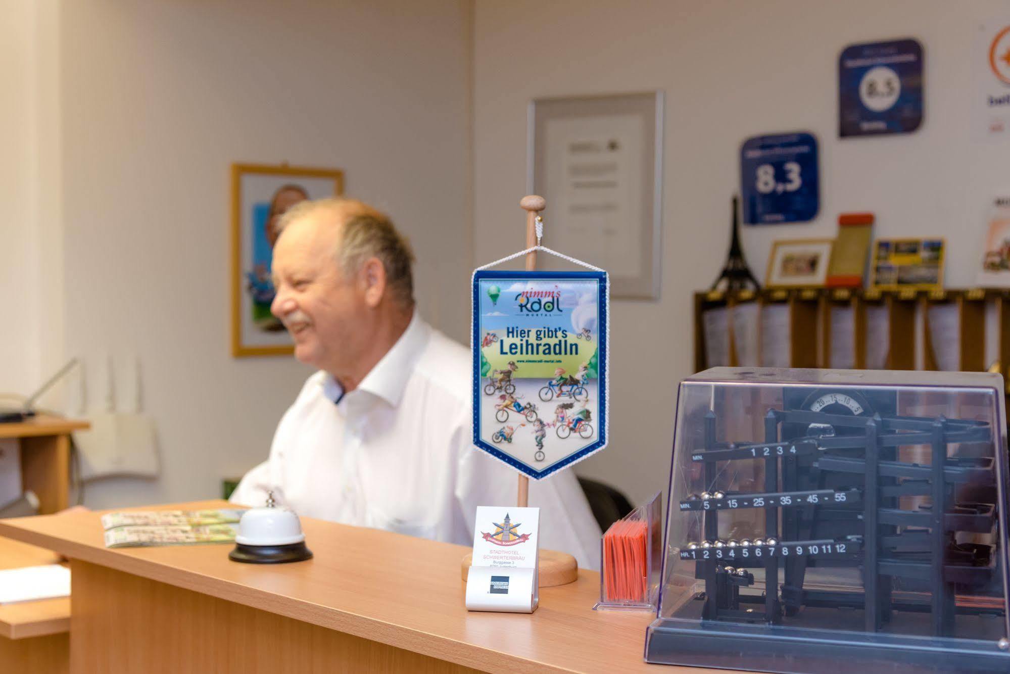 Stadthotel Schwerterbraeu يودنبورغ المظهر الخارجي الصورة